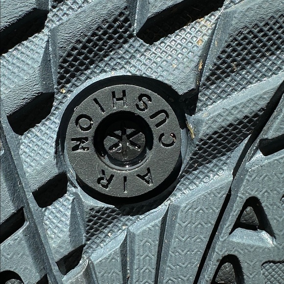 Merrell Women’s Gray and Black Air Cushion Waterproof Shoes - Picture 5 of 8